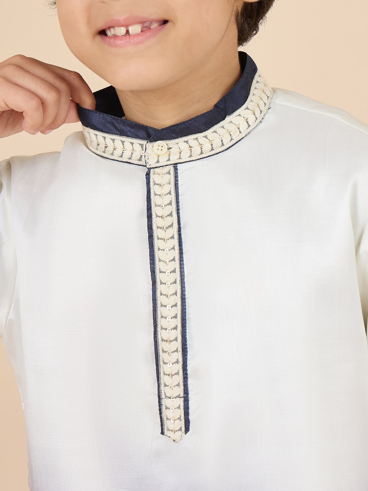 Boys Full Length Solid Kurta Set - Off-White