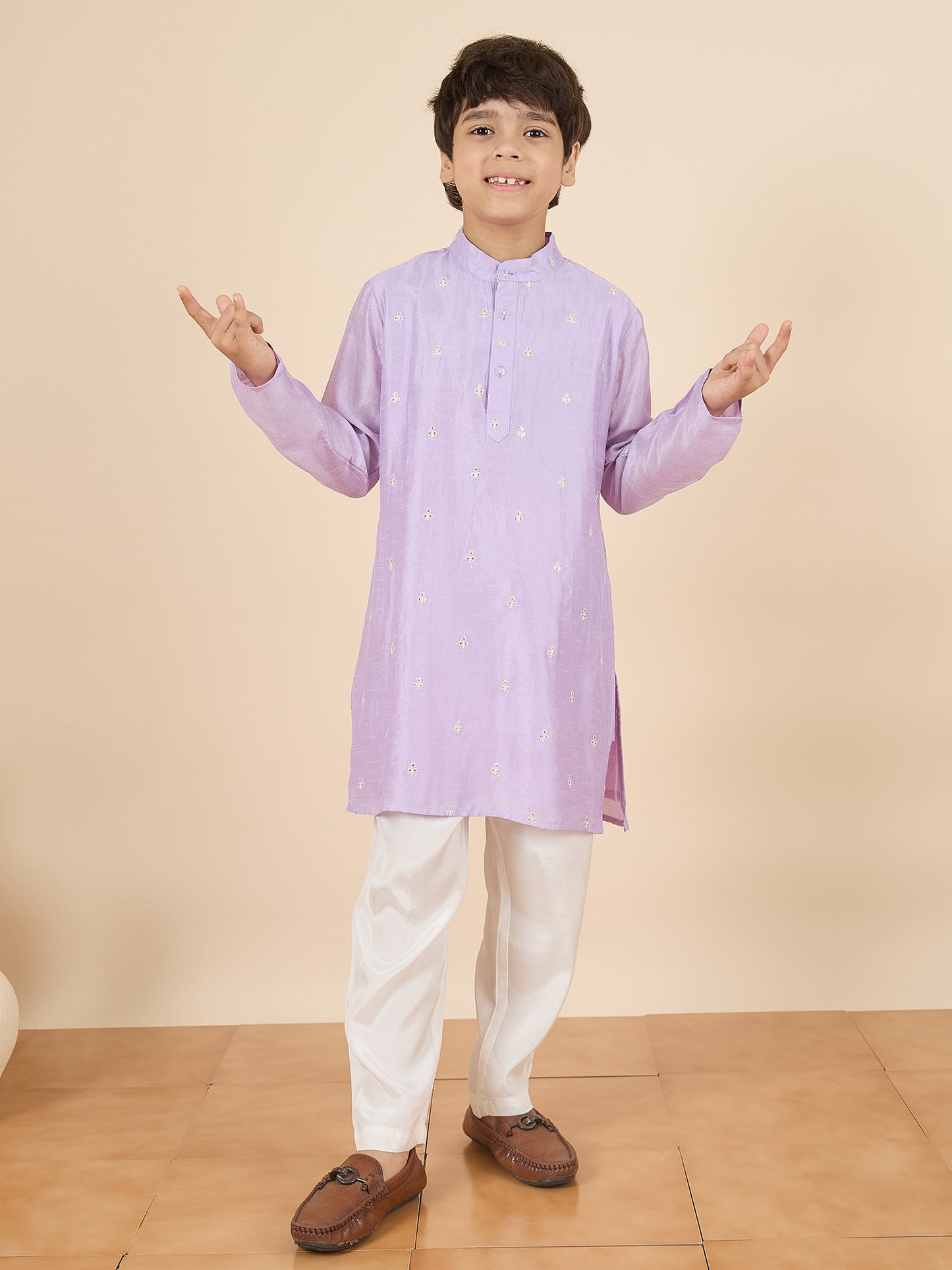 Boys Full Length Embroidery Kurta Set - Lavender
