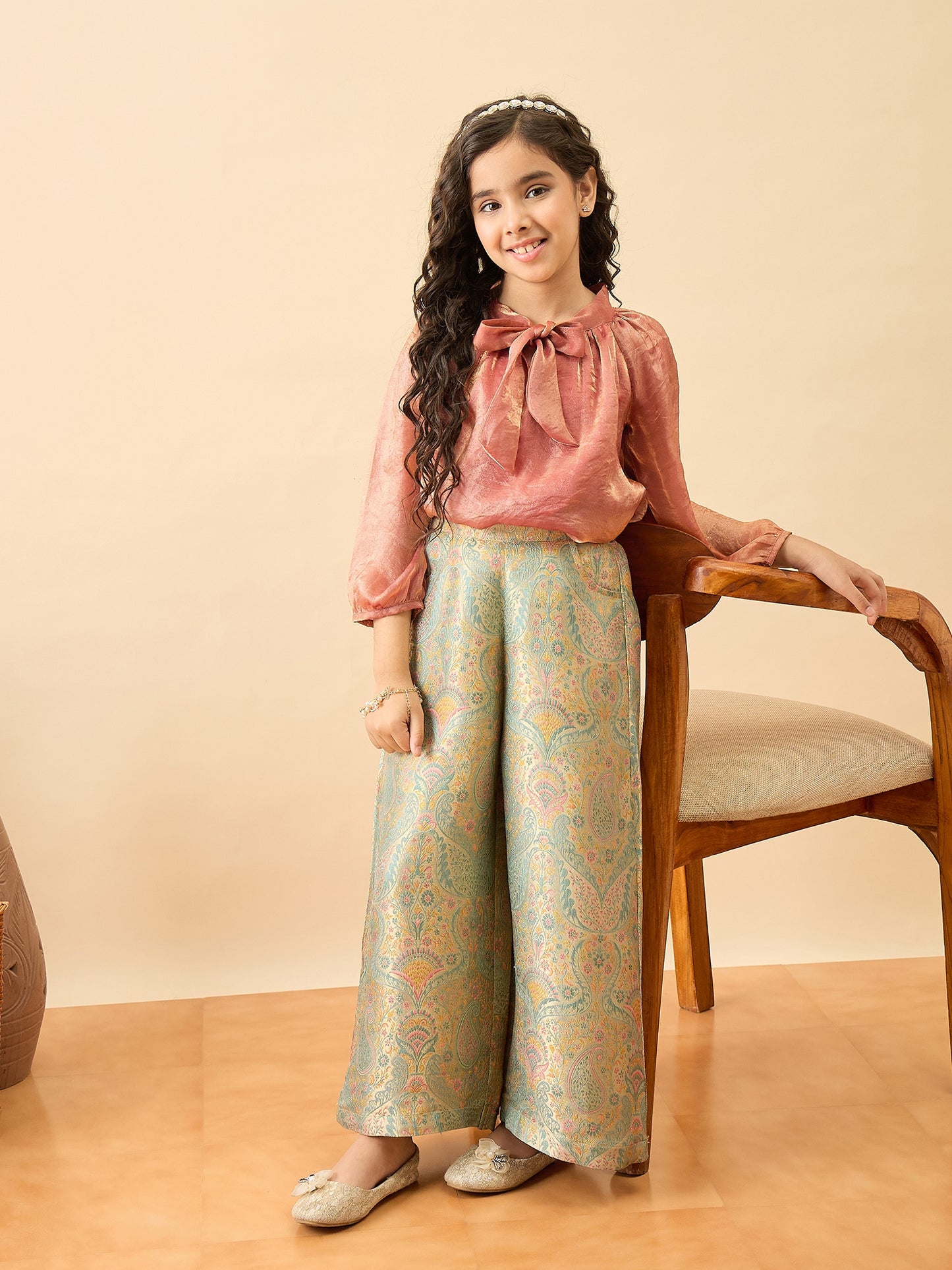 Girls Embroidery Top With Pants - Peach