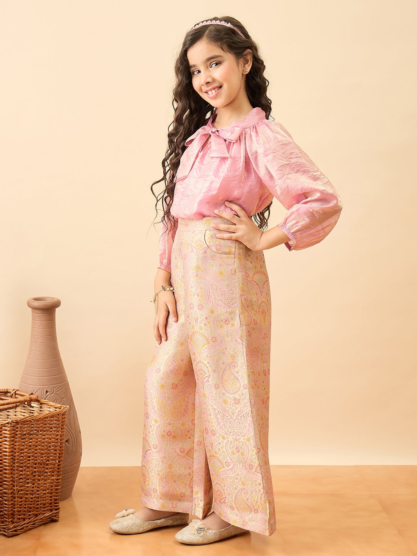Girls Embroidery Top With Pants - Pink
