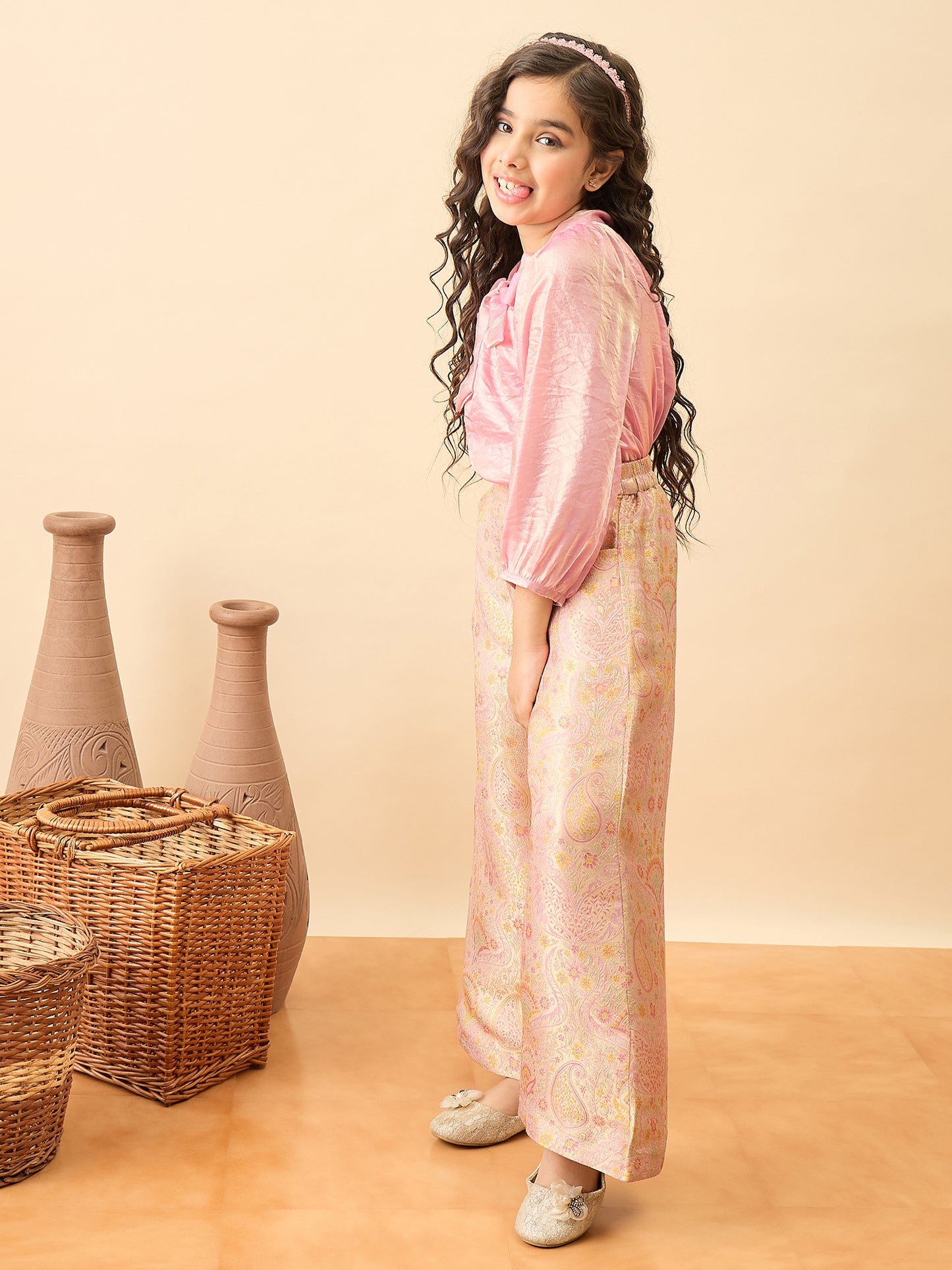 Girls Embroidery Top With Pants - Pink